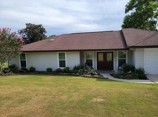 213 Arthur Moore Dr, Green Cove Springs, FL 32043