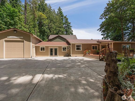 3rd image of 5 W Cape Horn Road