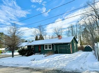 4 Fairbanks St, Augusta, ME 04330