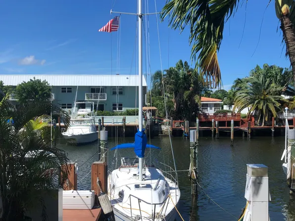 2537 NE 15th St, Pompano Beach, FL 33062