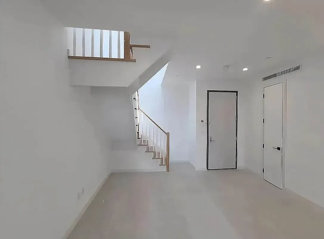 722 Hinsdale Street — Photo 2