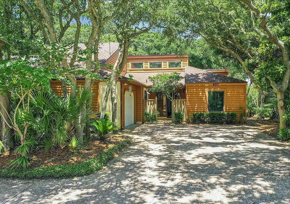 1st image of 470 Garden Ln