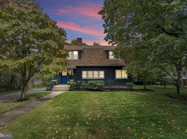 511 N Chapelgate Ln, Baltimore, MD 21229