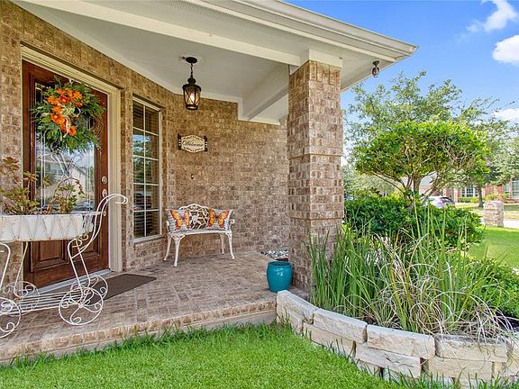 4th image of 22410 Miramar Crest Dr