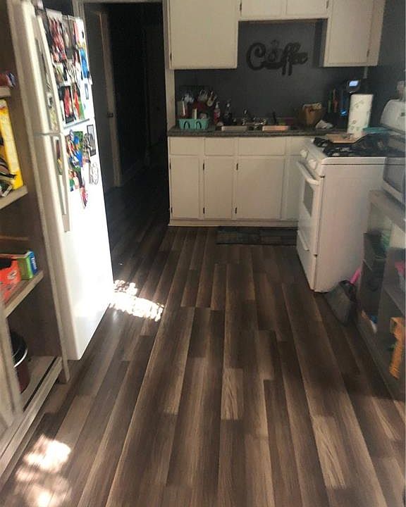 2nd image of 311 Pine St