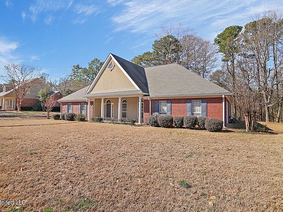 2nd image of 129 Fawnwood Dr