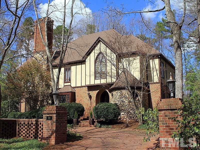 1st image of 3712 Stoneybrook Dr