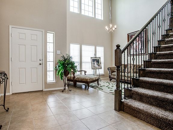 3rd image of 2521 Slalom Dr