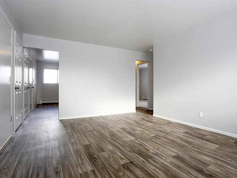Franklin Flats — Photo 5
