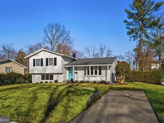2nd image of 7728 Heritage Dr