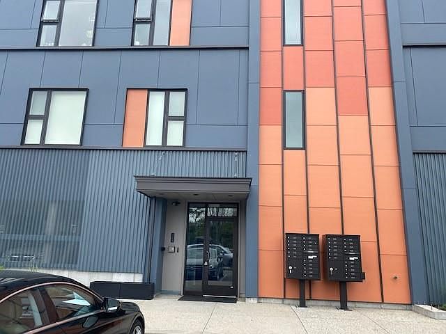 1st image of 95 Cranston St #307