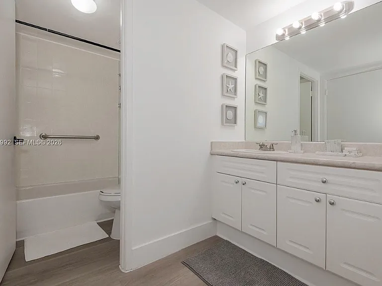 2301 Collins Ave #333 — Photo 24