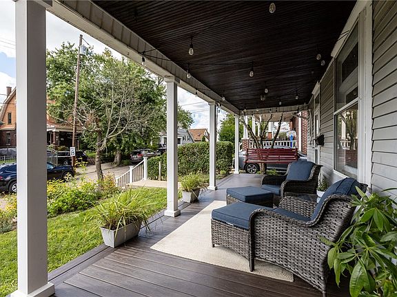 3rd image of 4 Lawson Ave