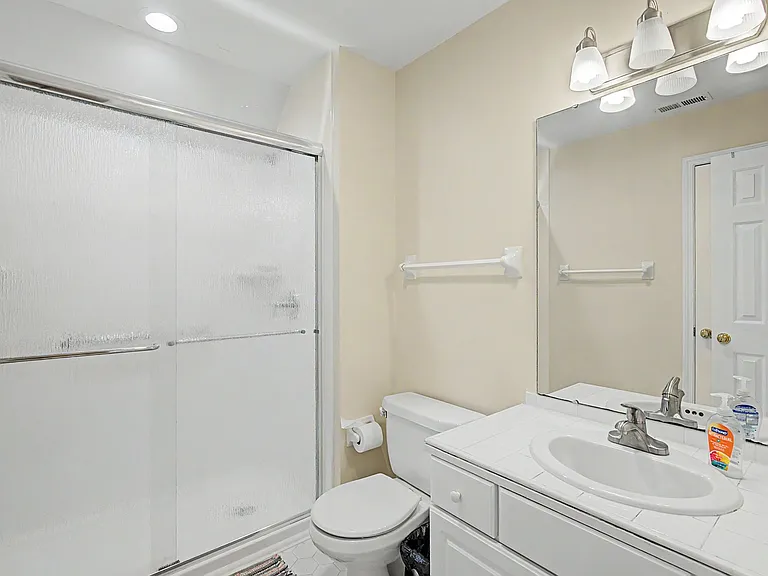 35 Windsong Dr — Photo 27
