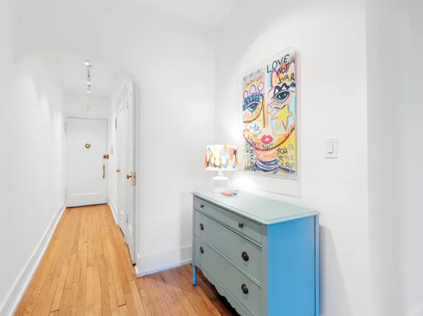 76-66 Austin Street image 14 of 26