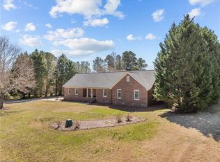 3904 Hickory Meadow Rd, Greensboro, NC 27406