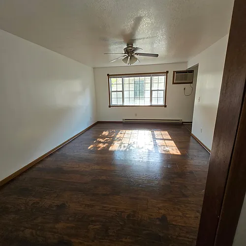 111 E 1st St #2 Photo 1