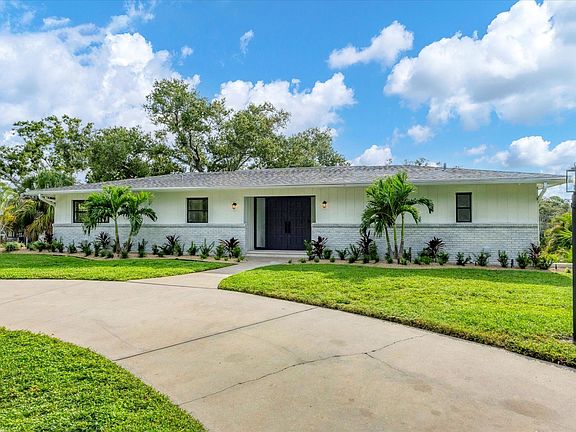 2nd image of 2460 Whippoorwill Cir