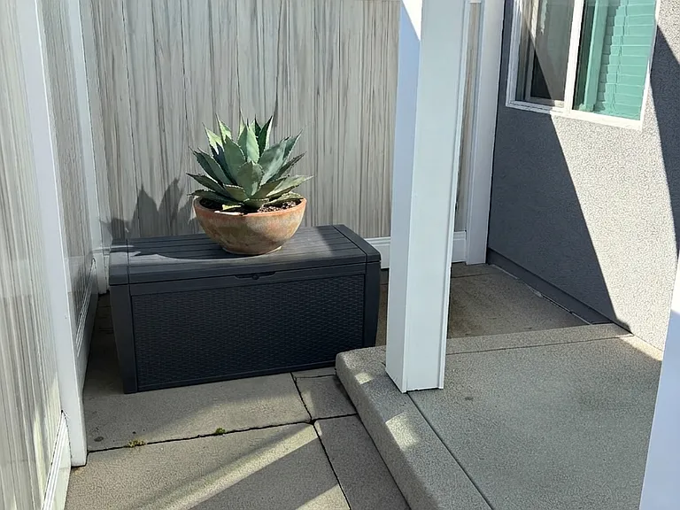 534 N Florence St — Photo 20