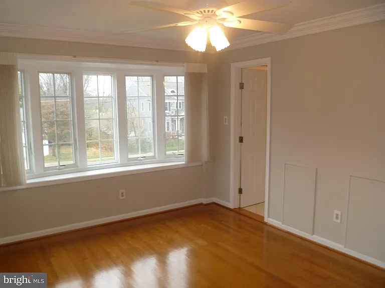 7115 Warbler Ln — Photo 18