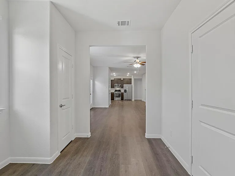 3911 Nature Ct — Photo 7