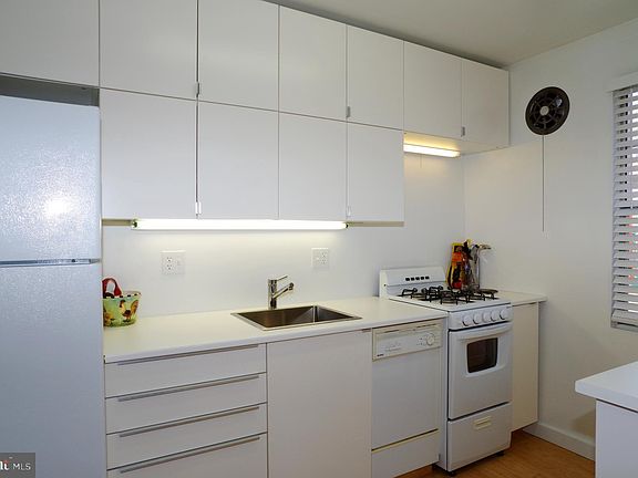 5th image of 6616 Boulevard Vw APT A2