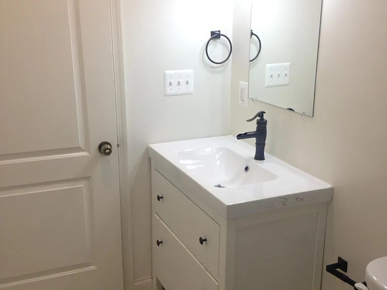 124 E Trenton St #202 — Photo 6