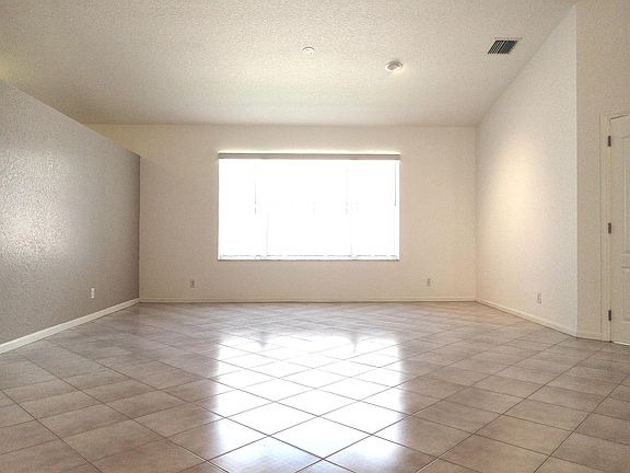 5th image of 9652 Honeybell Circle