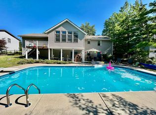 2720 Winesap Dr NE, Grand Rapids, MI 49525