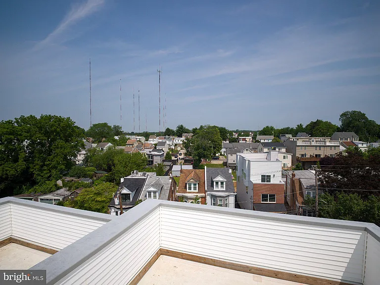 303 Fountain St — Photo 36