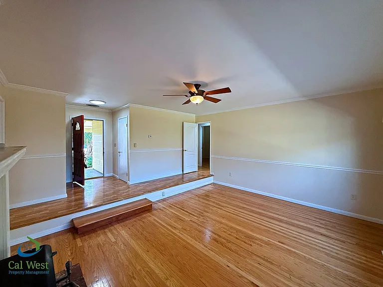 5331 Rimwood Dr — Photo 8