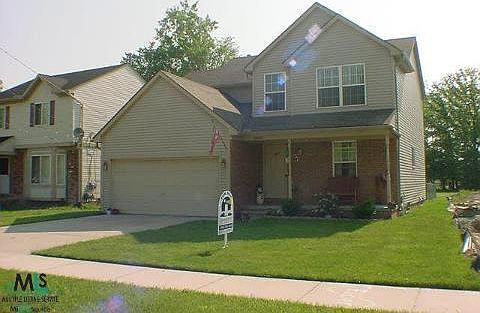 1st image of 32434 Robeson Saint