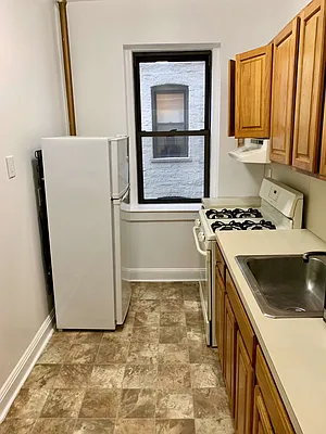 Rented by Vass Stevens Group | media 19