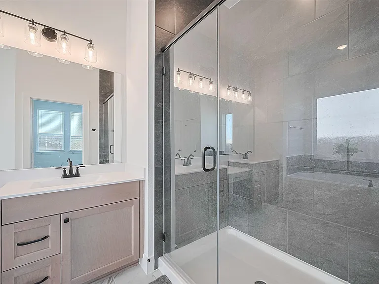 3328 Voda Bend Dr — Photo 39