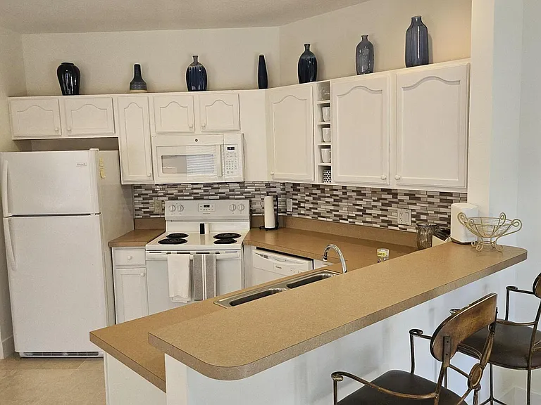 8368 Mulligan Cir #A — Photo 3