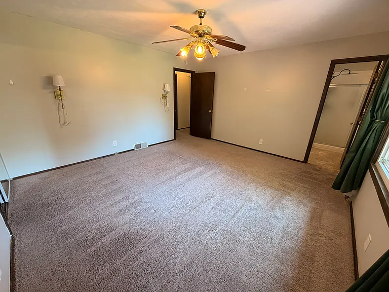 904 Kountze Memorial Dr — Photo 14