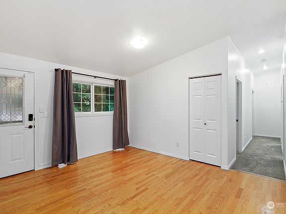 4th image of 6613 153rd Avenue NW
