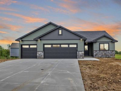 1483 Grand View Ln SE, Mazeppa, MN, 55956