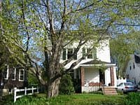 2nd image of 13 Chapman St