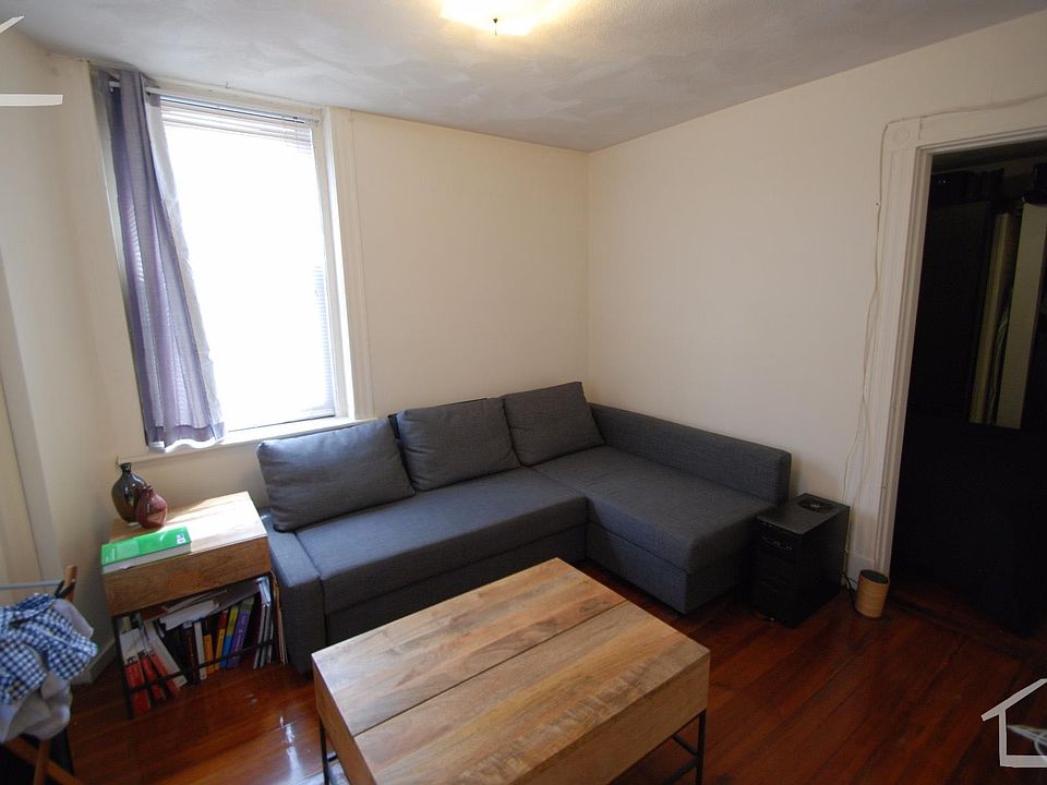 2nd image of 340 North St #Hm5