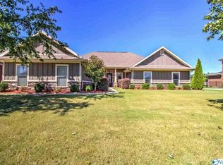 48 Walnut Cove Blvd SW, Huntsville, AL 35824