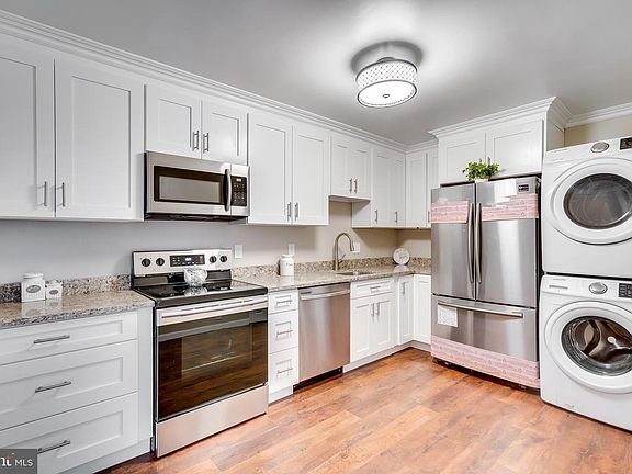3rd image of 8370 Greensboro Dr APT 919