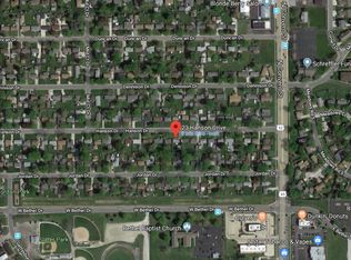 23 Hanson Dr, Bourbonnais, IL 60914