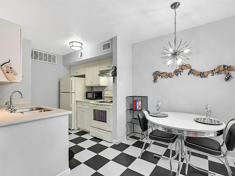 1500 Bay Area Blvd #346 — Photo 7