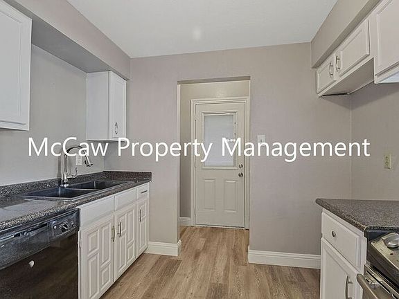 5th image of 2745 Malibu Ct