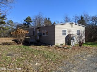 236 Blossom Ln, Blakeslee, PA 18610