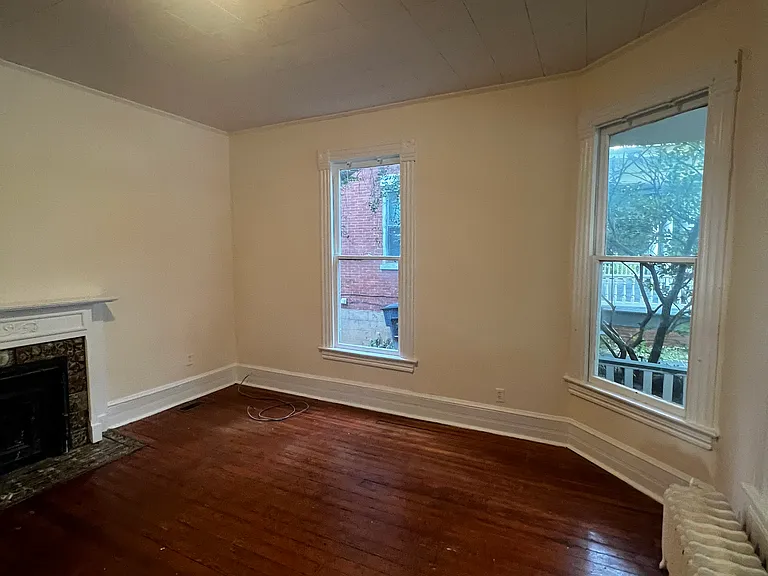 406 Highland Ave SW #2 — Photo 44