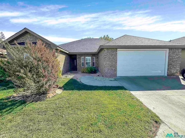 1607 W Camino Del Arco, Hobbs, NM 88240