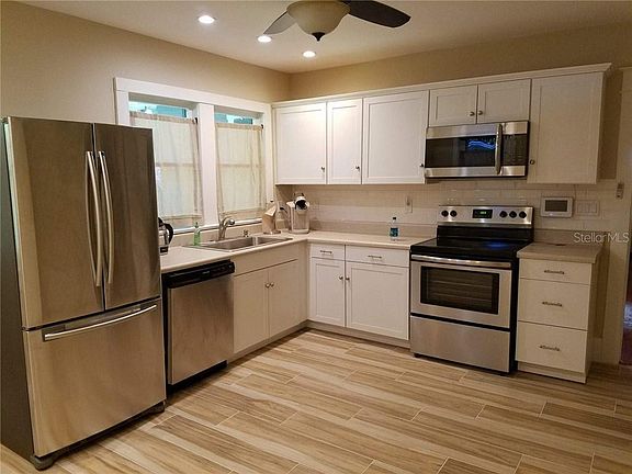 2nd image of 514 W Park St
