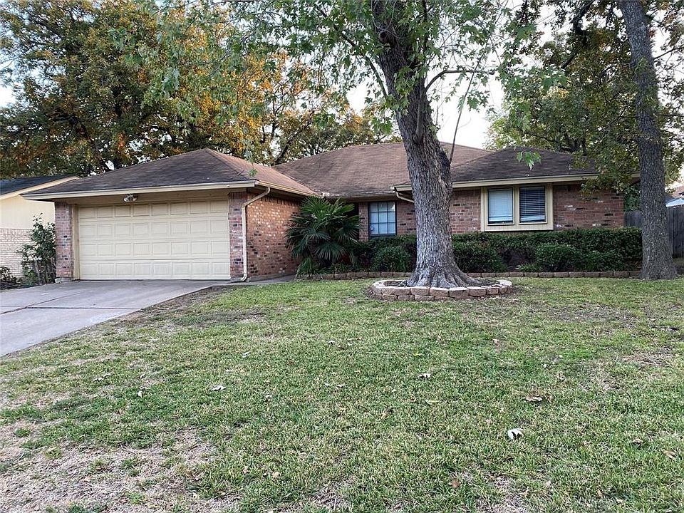 1st image of 3930 Firethorn Dr